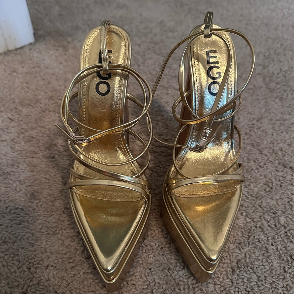 Ego STRAPPY POINTED TOE EXTREME PLATFORM BLOCK HEEL .